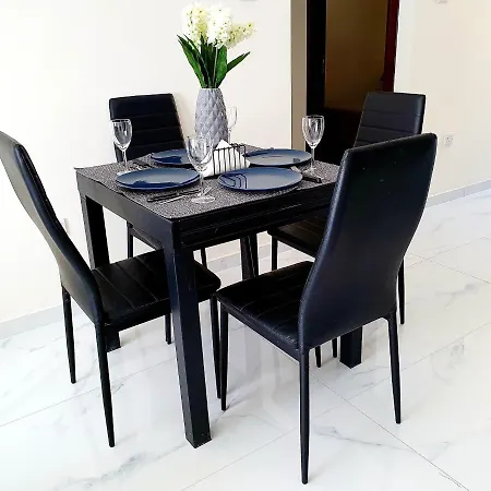 2 Bedroom Cozy Near Tourist Area, 200m From Sea * Пафос